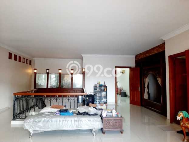 Rumah Elit LB 404m2 Siap Huni Desain Elegan di Tomang, Jakarta Barat Rumah Elit LB 404m2 Siap Huni Desain Elegan di Tomang, Jakarta Barat