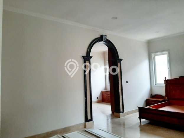 Rumah Luxury Modern Siap Huni di Kedoya Baru Jakarta Barat Rumah Luxury Modern Siap Huni di Kedoya Baru Jakarta Barat