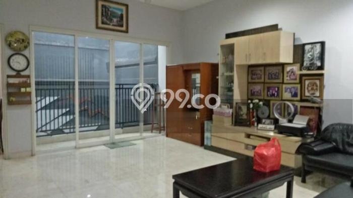 Hunian Mewah Siap Huni LT 300m2 di Kebon Jeruk, Jakarta Barat Hunian Mewah Siap Huni LT 300m2 di Kebon Jeruk, Jakarta Barat