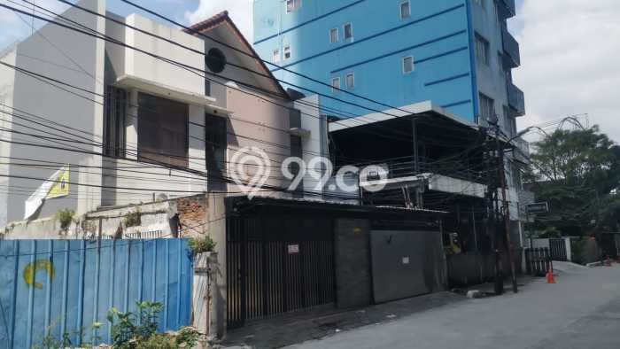 Rumah Luxury Modern Tanpa Renovasi di Thamrin Jakarta Pusat Rumah Luxury Modern Tanpa Renovasi di Thamrin Jakarta Pusat