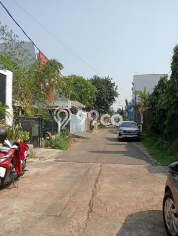 Rumah Mewah LB 525m2 Siap Pakai Desain Elegan di Sunrise Garden, Jakarta Barat Rumah Mewah LB 525m2 Siap Pakai Desain Elegan di Sunrise Garden, Jakarta Barat