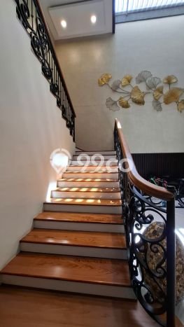 Dijual Rumah Luas Megah Dengan View Eksklusif di Mutiara Kedoya, Jakarta Barat Dijual Rumah Luas Megah Dengan View Eksklusif di Mutiara Kedoya, Jakarta Barat