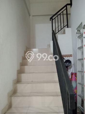 Rumah Mewah LB 525m2 Siap Pakai Desain Elegan di Sunrise Garden, Jakarta Barat Rumah Mewah LB 525m2 Siap Pakai Desain Elegan di Sunrise Garden, Jakarta Barat