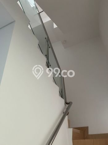 Rumah Elit Modern Siap Huni di Taman Ratu Jakarta Barat Rumah Elit Modern Siap Huni di Taman Ratu Jakarta Barat