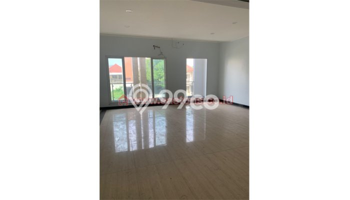 Dijual Rumah Luas Elegan Dengan View Cantik di Taman Surya, Jakarta Barat Dijual Rumah Luas Elegan Dengan View Cantik di Taman Surya, Jakarta Barat