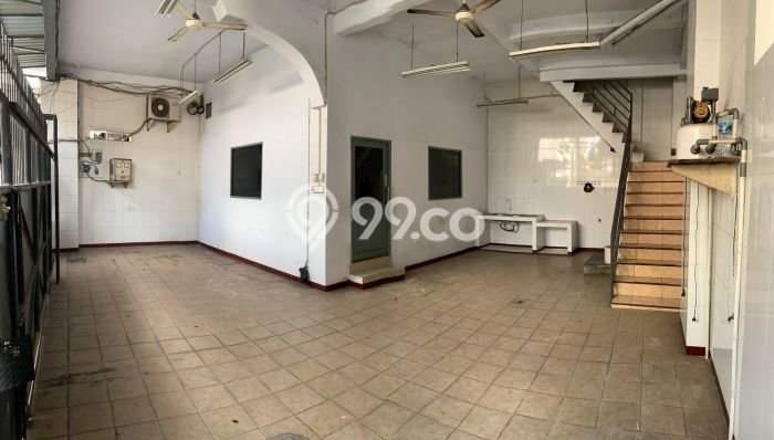 Rumah Modern 4 KT di Jelambar Jakarta Barat Semi Furnished Rumah Modern 4 KT di Jelambar Jakarta Barat Semi Furnished