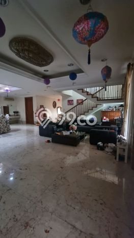 For Sale! Luxury House LT 752m2 Desain Elegan di Puri Indah For Sale! Luxury House LT 752m2 Desain Elegan di Puri Indah