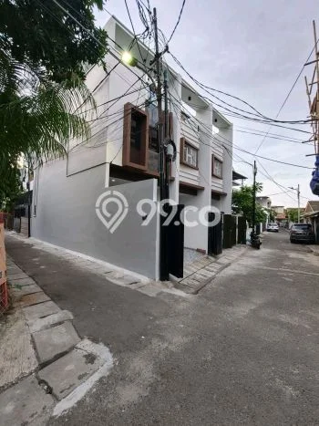 Jual Rumah Modern 3 KT di Tanjung Duren, Jakarta Barat Jual Rumah Modern 3 KT di Tanjung Duren, Jakarta Barat