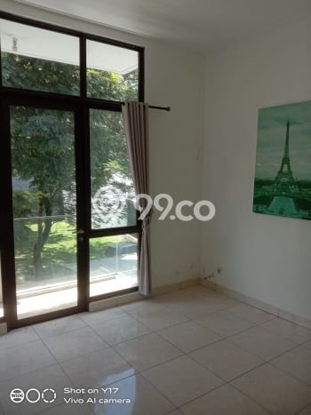 Hunian Mewah LB 225m2 Siap Pakai Desain Elegan di BSD Foresta, Tangerang Hunian Mewah LB 225m2 Siap Pakai Desain Elegan di BSD Foresta, Tangerang