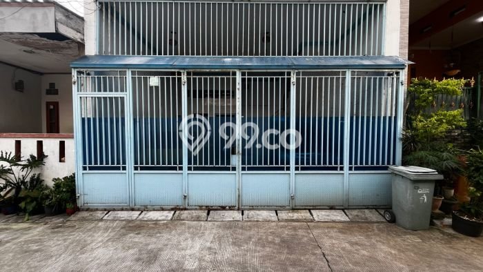 For Sale Rumah 5 Kamar Lokasi Ideal Nyaman dan Strategis di Pademangan For Sale Rumah 5 Kamar Lokasi Ideal Nyaman dan Strategis di Pademangan