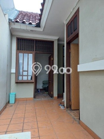 Jual Rumah Modern 3 KT di Villa Melati Mas, Tangerang Selatan Jual Rumah Modern 3 KT di Villa Melati Mas, Tangerang Selatan