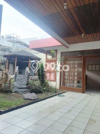 Rumah Luxury Modern Tanpa Renovasi di Setra Sari Bandung Rumah Luxury Modern Tanpa Renovasi di Setra Sari Bandung