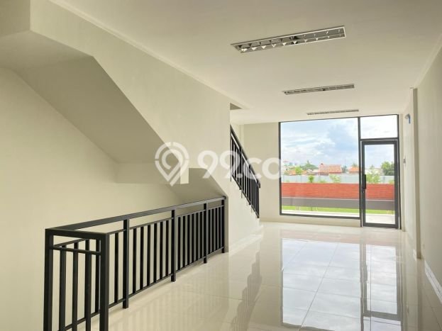 Ruko Dijual di Prime Area Bandung Luas 149m2 Ruko Dijual di Prime Area Bandung Luas 149m2