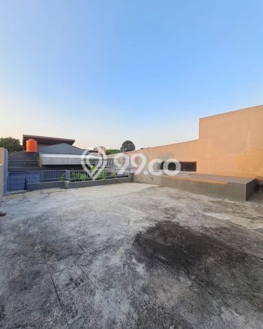 Dijual Rumah Premium dengan Fasilitas Sekitar Komplit di Pesanggrahan, Jakarta Selatan Dijual Rumah Premium dengan Fasilitas Sekitar Komplit di Pesanggrahan, Jakarta Selatan