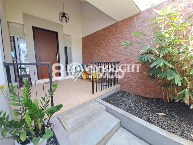 Dijual Rumah Mewah Exclusive di Pondok Aren, Tangerang Selatan Dijual Rumah Mewah Exclusive di Pondok Aren, Tangerang Selatan