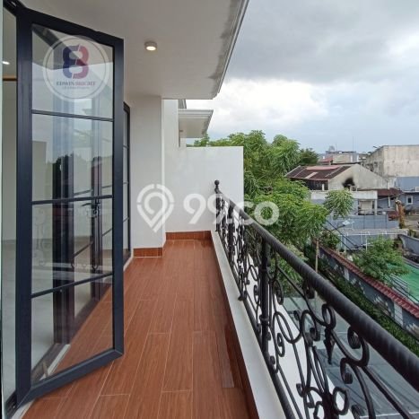 Jual Rumah Luas Megah Dengan View Cantik di Radio Dalam, Jakarta Selatan Jual Rumah Luas Megah Dengan View Cantik di Radio Dalam, Jakarta Selatan