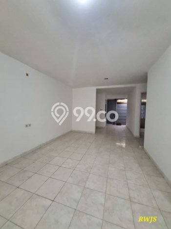 For Sale Hunian Rumah Terawat 2 KT di Gading Serpong, Tangerang For Sale Hunian Rumah Terawat 2 KT di Gading Serpong, Tangerang