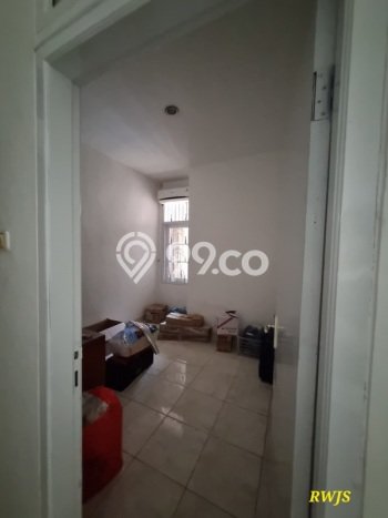 For Sale Hunian Rumah Terawat 2 KT di Gading Serpong, Tangerang For Sale Hunian Rumah Terawat 2 KT di Gading Serpong, Tangerang