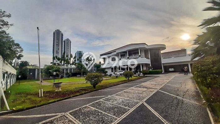 Rumah Luxury Modern Tanpa Renovasi di Rawa Buaya Jakarta Barat Rumah Luxury Modern Tanpa Renovasi di Rawa Buaya Jakarta Barat