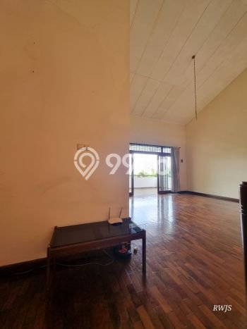 Rumah Elit Modern Tanpa Renovasi di Setiabudi Bandung Rumah Elit Modern Tanpa Renovasi di Setiabudi Bandung