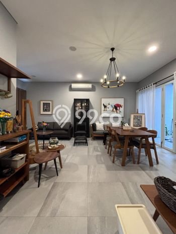 Rumah Luxury Modern Tanpa Renovasi di Ampera Jakarta Selatan Rumah Luxury Modern Tanpa Renovasi di Ampera Jakarta Selatan