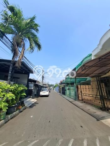 Rumah Elit LB 200m2 Siap Pakai Desain Elegan di Taman Ratu, Jakarta Barat Rumah Elit LB 200m2 Siap Pakai Desain Elegan di Taman Ratu, Jakarta Barat