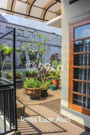 Dijual Rumah Luas Elegan Dengan View Eksklusif di Bendungan Hilir, Jakarta Pusat Dijual Rumah Luas Elegan Dengan View Eksklusif di Bendungan Hilir, Jakarta Pusat