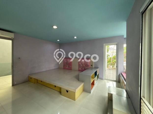 Hunian Elit LB 450m2 Siap Huni Desain Elegan di Pondok Indah, Jakarta Selatan Hunian Elit LB 450m2 Siap Huni Desain Elegan di Pondok Indah, Jakarta Selatan