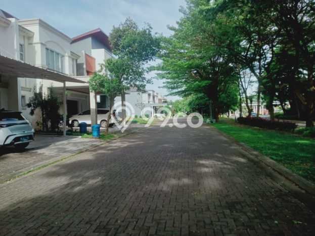 Rumah Mewah Siap Huni LT 180m2 di BSD Eminent, Tangerang Rumah Mewah Siap Huni LT 180m2 di BSD Eminent, Tangerang