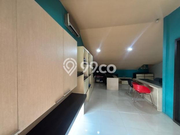 Hunian Elit LB 450m2 Siap Huni Desain Elegan di Pondok Indah, Jakarta Selatan Hunian Elit LB 450m2 Siap Huni Desain Elegan di Pondok Indah, Jakarta Selatan