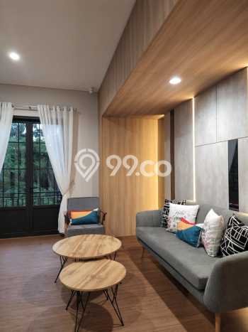 For Sale! Luxury House LT 250m2 Desain Elegan di Tb Simatupang For Sale! Luxury House LT 250m2 Desain Elegan di Tb Simatupang