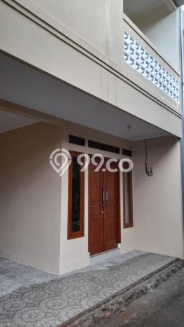 Dijual Cepat Rumah Bagus Siap Huni LB 100m2 di Ciputat, Tangerang Selatan Dijual Cepat Rumah Bagus Siap Huni LB 100m2 di Ciputat, Tangerang Selatan