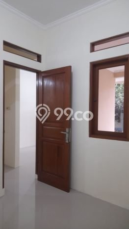Dijual Cepat Rumah Bagus Siap Huni LB 100m2 di Ciputat, Tangerang Selatan Dijual Cepat Rumah Bagus Siap Huni LB 100m2 di Ciputat, Tangerang Selatan