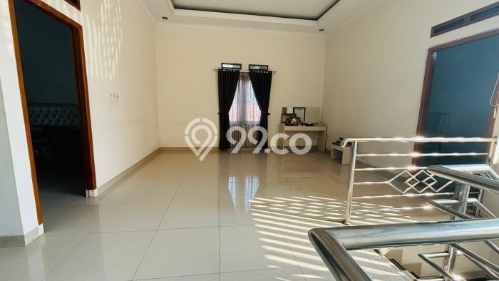 Siap Huni Rumah Mewah 5 Kamar di Bekasi Timur Dekat ke Mana Pun Siap Huni Rumah Mewah 5 Kamar di Bekasi Timur Dekat ke Mana Pun