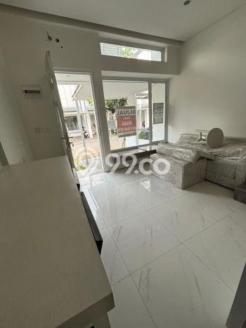 Jual Rumah Eksklusif 3 KT di BSD City, Tangerang Jual Rumah Eksklusif 3 KT di BSD City, Tangerang