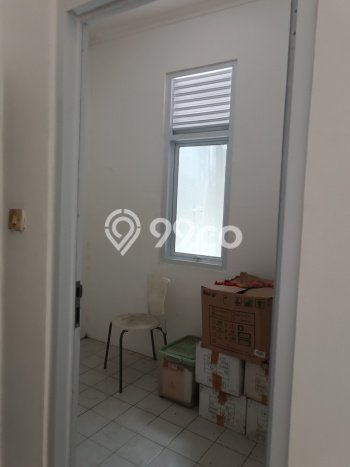 Rumah Lokasi Strategis di Tangerang, Tangerang, Luas 104m² LB 88m² Rumah Lokasi Strategis di Tangerang, Tangerang, Luas 104m² LB 88m²