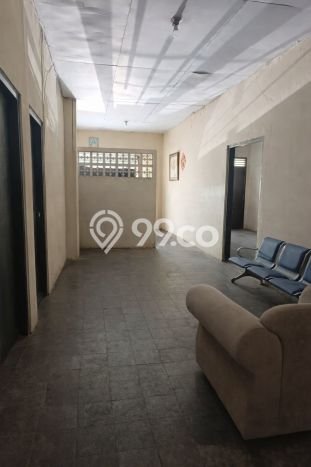 Rumah Sederhana Dijual di Kebayoran Lama 5 Kamar dengan LT 375m2 Rumah Sederhana Dijual di Kebayoran Lama 5 Kamar dengan LT 375m2