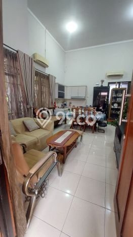 For Sale Hunian Rumah Terawat 3 Kamar di Graha Raya, Tangerang Selatan For Sale Hunian Rumah Terawat 3 Kamar di Graha Raya, Tangerang Selatan