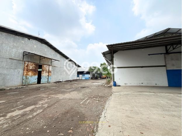 Pabrik Premium di , Luas 12261m2m², Lokasi Jalan Utama Pabrik Premium di , Luas 12261m2m², Lokasi Jalan Utama