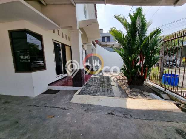 Rumah kawasan Semarang Barat, 1 KM, Pemandangan Indah, LT 158m2m² LB 140m2m² Rumah kawasan Semarang Barat, 1 KM, Pemandangan Indah, LT 158m2m² LB 140m2m²