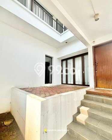 Rumah Elit LB 350m2 Siap Pakai Desain Elegan di BSD, Tangerang Rumah Elit LB 350m2 Siap Pakai Desain Elegan di BSD, Tangerang
