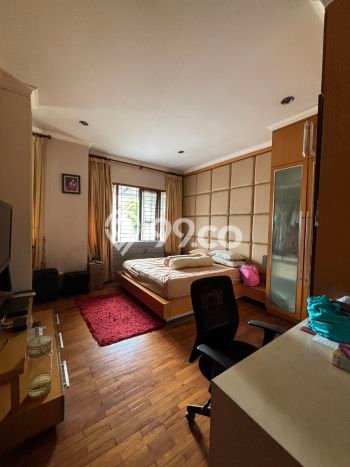 Rumah Elit Modern Tanpa Renovasi di BSD Tangerang Rumah Elit Modern Tanpa Renovasi di BSD Tangerang