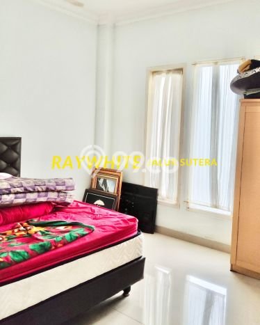 Ready to Use! Premium House LT 232m2 Desain Modern di Taman Royal Ready to Use! Premium House LT 232m2 Desain Modern di Taman Royal