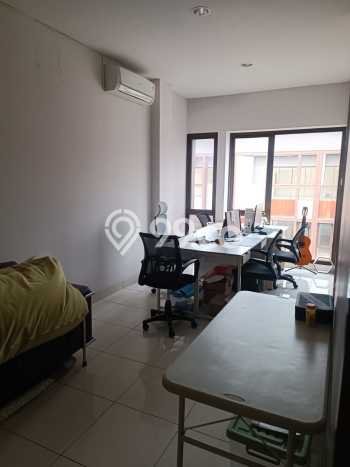 Unit Ruko Dijual di BSD Tangerang Selatan 108m2 Unit Ruko Dijual di BSD Tangerang Selatan 108m2