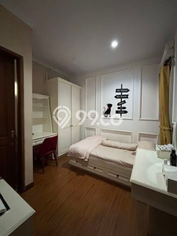 Rumah Elit Modern Tanpa Renovasi di BSD Tangerang Rumah Elit Modern Tanpa Renovasi di BSD Tangerang