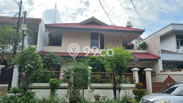 Jual Rumah Mewah Megah Dengan View Cantik di Puri Indah, Jakarta Barat Jual Rumah Mewah Megah Dengan View Cantik di Puri Indah, Jakarta Barat