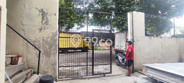 Untuk Dijual! Gudang di Alam Sutera Tangerang LT 640m2 / LB 780m2 Kawasan Bisnis Untuk Dijual! Gudang di Alam Sutera Tangerang LT 640m2 / LB 780m2 Kawasan Bisnis