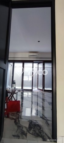Rumah Luxury Modern Tanpa Renovasi di Bintaro Tangerang Selatan Rumah Luxury Modern Tanpa Renovasi di Bintaro Tangerang Selatan