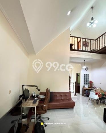 Jual Rumah Mewah Megah Dengan View Eksklusif di Alam Sutera, Tangerang Jual Rumah Mewah Megah Dengan View Eksklusif di Alam Sutera, Tangerang
