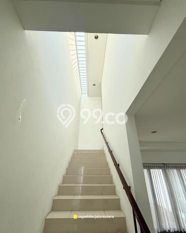 Rumah Elit LB 350m2 Siap Pakai Desain Elegan di BSD, Tangerang Rumah Elit LB 350m2 Siap Pakai Desain Elegan di BSD, Tangerang